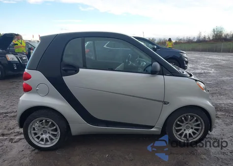 2012 Smart Fortwo Passion z USA, uszkodzony, nr VIN WMEEJ3BA7CK564376
